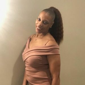 Meet your Posher, Lee